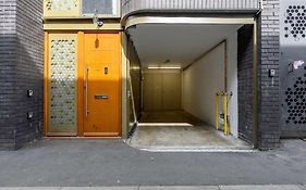 4 Bed Canal St Villa Free Parking